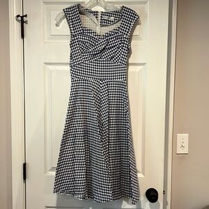 Retro style midi dress